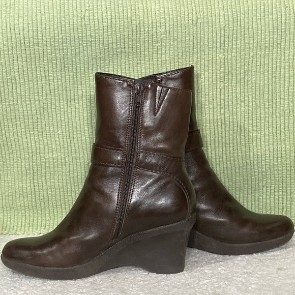 Marc Fisher Womens Ventura Brown Leather Mid Zip Wedge Boots Shoes - Size 6.5M - Picture 5 of 13